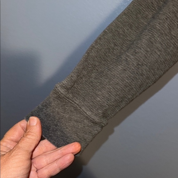 Polo by Ralph Lauren Men's Gray Thermal Shirt - Large. B1 - Picture 4 of 5